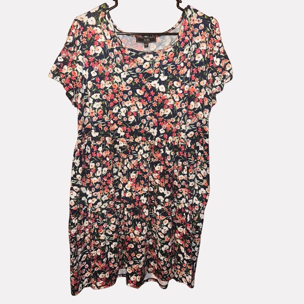 Vibe Sportswear Black Floral Dress 2X – Plus Size Casual Short Sleeve Midi Dress